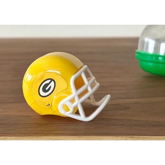 VTG NFL Mini Gumball Vending Machine Green Bay Packers Football Plastic Helmet - Picture 4 of 11